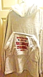 Hallmark Channel Oversized Blanket Sweatshirt Hoodie Sherpa Lined Hood NWOT - Picture 1 of 12