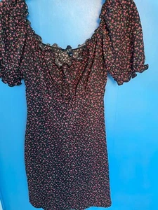 Ladies Size 12 New Look Black & Red dress Knee Length - Picture 1 of 2