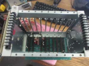 Reliance Electric Model: 0-51377-31 Card Cage Mother board w/ 2, 3, 4 TB< - Picture 1 of 5