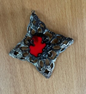 VINTAGE SIGNED HOBÉ LAVA STONE RED BLACK FILIGREE NECKLACE PENDANT - Picture 1 of 8