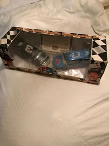 Two Truck Limited Edition Commemorative Set Two Time Champion - Picture 1 of 8