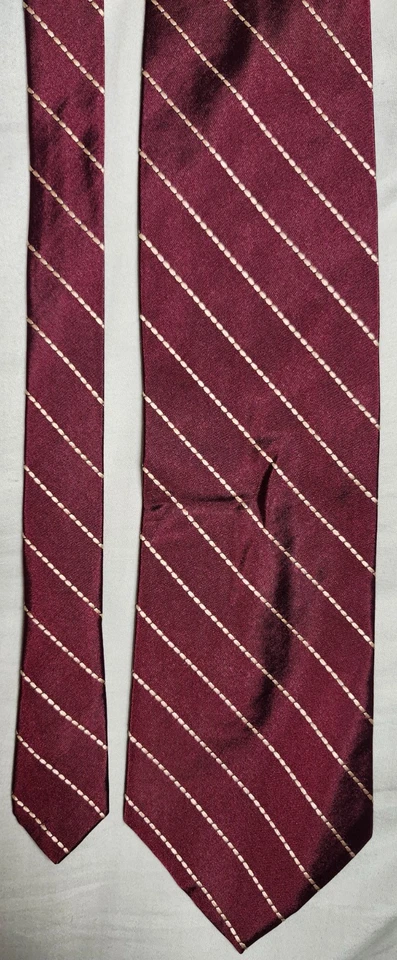 Corbatas Donna Karan 100% Seda Bronce y Diseño Rayas Doradas Hechas en EE. UU. Foto 1 de 4