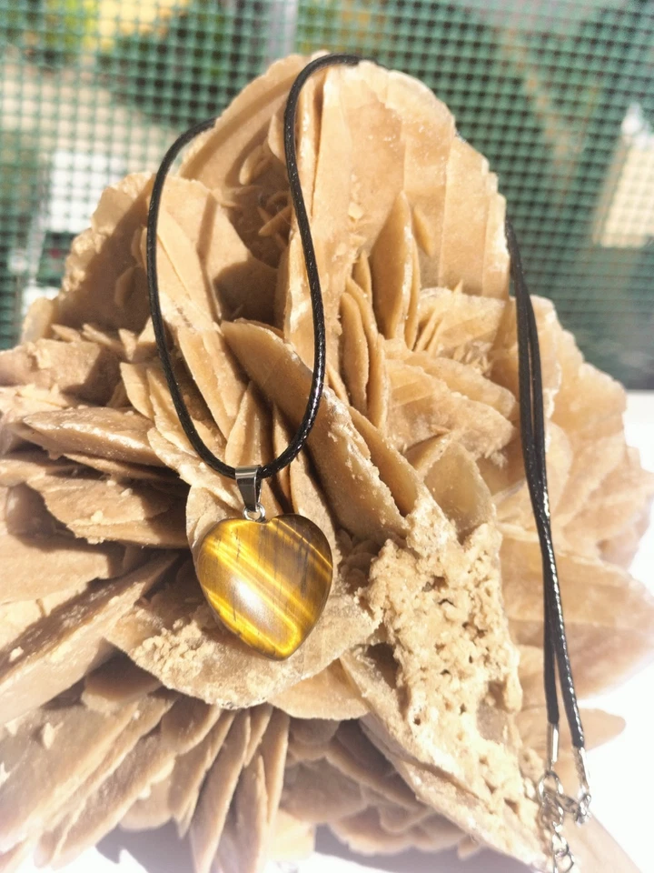 Collana Con Pietra Naturale - Immagine 1 di 4