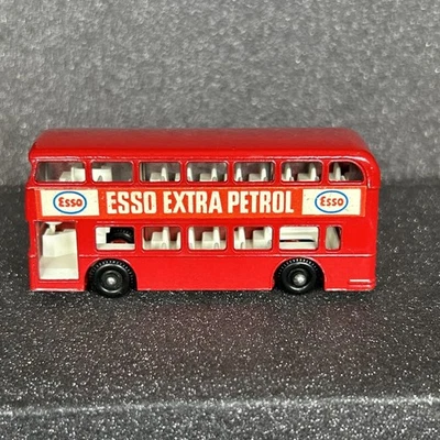 VINTAGE MATCHBOX LESNEY #74 DAIMLER BUS ESSO EXTRA PETROL R222 - Image 1 of 4