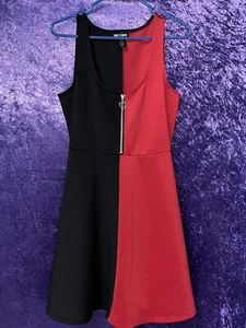 HOT TOPIC skater dress red black split color heart zipper size medium cosplay - Picture 1 of 8