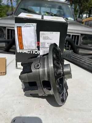 Оригинальный держатель дифференциала задней оси Lexus LX470 Toyota 9.5 1998-2007 - Изображение 1 из 4