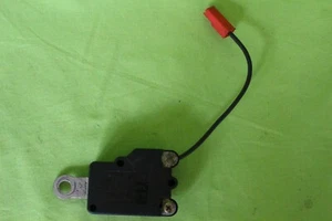 Mercedes W220 Antenna Amplifier Filter A2208201489 - Picture 1 of 8