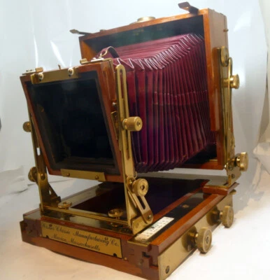 Wisner Classic 4X5 View Camera Cherry Wood - Image 1 of 4