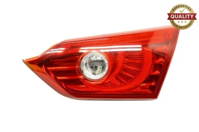 Luz trasera interior derecha Infiniti Q50 2014-2016 OEM Foto 1 de 4