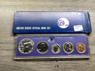 1967 Special Mint Set in Original Packaging with Silver Kennedy 051925 13tk - Image 1 of 4