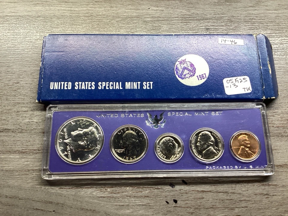 1967 Special Mint Set in Original Packaging with Silver Kennedy 051925 13tk - Image 1 of 4