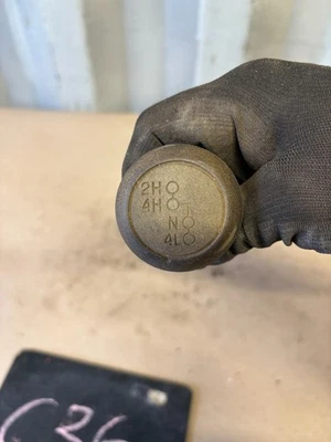 1980 79 1986 FORD F150 F250 F350 BRONCO ДОМАШНИЙ ПЕРЕКЛЮЧАТЕЛЬ С 4WD 4 X 4 NOB KNOB - Изображение 1 из 4