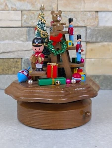 SCHMID WOODEN MUSIC BOX CHRISTMAS 1987 PARADE OF THE WOODEN SOILDERS - Picture 1 of 9