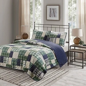Juego de edredón estampado reversible de 3 piezas de madera Madison Park - Imagen 1 de 27