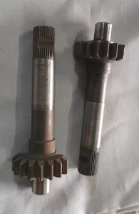 DUCATI BEVEL SINGLE KICKSTART SHAFT PRE 68 MODELS - Picture 1 of 1