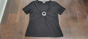 JM Collection nero, anello madreperla davanti, top manica corta elasticizzato, piccolo - Foto 1 di 4