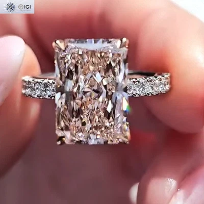 2.25Ct Radiant Vivid Pink Lab Grown Diamond Engagement Ring In 14K Two-Tone Gold - Image 1 of 4