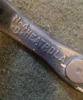 HEATROLA No. 4-C COAL STOVE Shaker Handle  821 GRATE SHAKER WRENCH 🇺🇸 - Image 1 of 4
