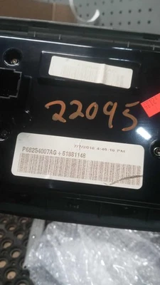 Used A/C Selector Switch fits: 2016 Jeep Grand cherokee temperature control dual - Image 1 of 4