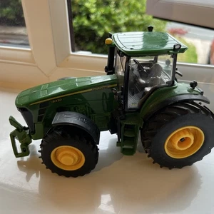 Britains Farm Toys John Deere 8330 Tractor 1:32 Scale Diecast Ref 42407 Used - Picture 1 of 6