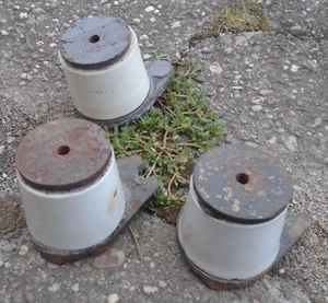 3 alte Isolatore Porzellan Isolatoren Briefbeschwerer Buchstütze Industrie Loft - Bild 1 von 4