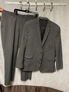 Kenneth Cole Reaction Men 2 Button Suit 44R Blazer Coat Gray Nailhead Pant 38x31
