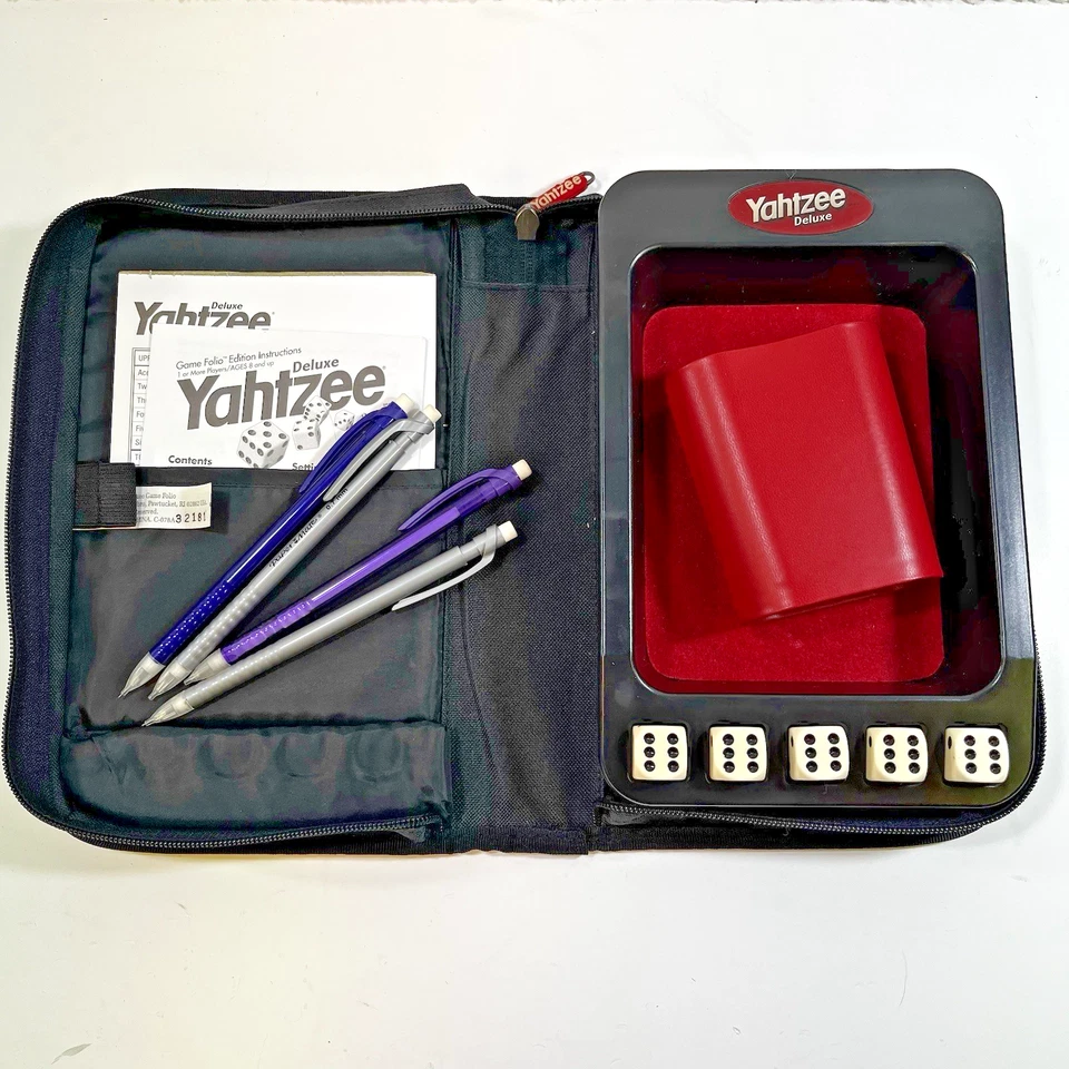 Yahtzee Deluxe Travel Edition 2003 Game Folio w/ Black Nylon Zip Case EXCELLENT - Image 1 of 4