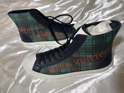 Nuevas zapatillas altas para hombre con adornos de cuero estampadas Louis-Vuitton 14 Foto 1 de 4