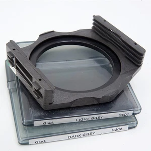 COKIN P (M) HOLDER WITH 67mm ADAPTER RING + 2 GREY GRADUATED FILTERS #P1 - Picture 1 of 2