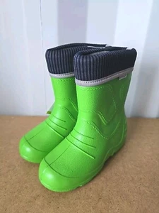 FUZZIO Children's PolarKala Wellington EVA Boots Rain Shoes Size UK 10/11 Green - Picture 1 of 7