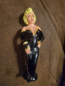 4-inch Action Figure from Dick Tracy: Breathless Mahoney; Opened item