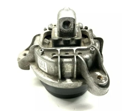 2011-2016 BMW 535I XDRIVE - Right Engine / Motor Mount 6781562 - Image 1 of 4