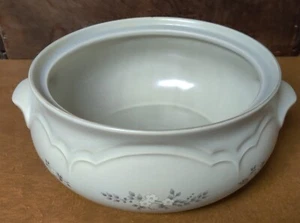 Pfaltzgraff Heirloom 2 Qt Casserole #315 Stoneware - Picture 1 of 3