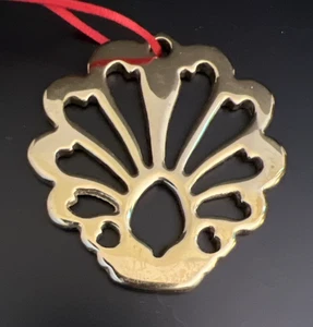 Vintage 1989 Virginia Metalcrafters Williamsburg Rococo Scroll Brass Ornament - Picture 1 of 6