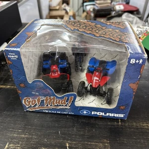 Ertl Polaris Got Mud 2 ATV Set Sportsman & Scrambler mit Figur Maßstab 1:18 - Bild 1 von 8
