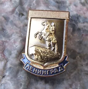 Leningrad Saint Petersburg Peter the Great Horseback Statue Souvenier Pin Badge - Picture 1 of 5