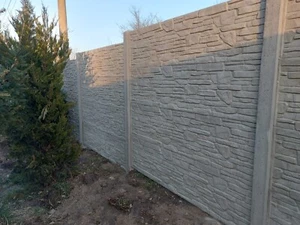 Betonzaun Doppelseitig Beidseitig Betonzäune 10-100m + Anlieferung und Entladung - Bild 1 von 18