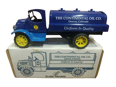 Banco de monedas cisterna ERTL 1927 Mack Continental Oil Company  Foto 1 de 4