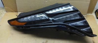 2022 2023 HYUNDAI TUCSON PASSENGER RH DRL FOG LIGHT OEM  - Image 1 of 4