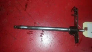 1993 93 350 Yamaha Warrior Shift Shaft Assembly Fork - Picture 1 of 3