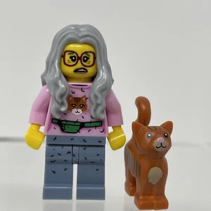LEGO, THE LEGO Movie Series-1 Minifigures (71004) Mrs. Scratchen-Post - Picture 1 of 9