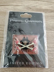 Disney PIN DSF Pirates of the Caribbean On Stranger Tides  le 150 - Picture 1 of 2