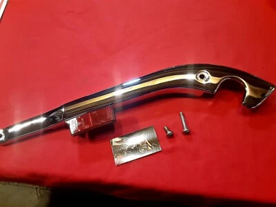 97-04 SUZUKI MARAUDER 800 VZ800 OEM SOPORTE DE MONTAJE DE GUARDABARROS TRASERO derecho hardware fabricante de equipos originales Foto 1 de 4