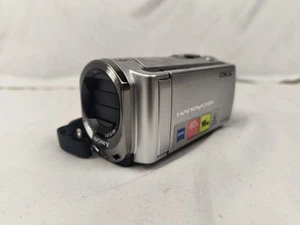 SONY DCR-SX63 Handycam Digital Video Camcorder Compact Silver Untested - Picture 1 of 9