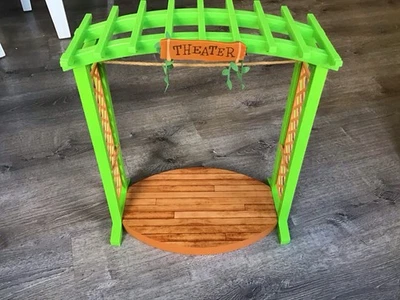 Jogo American Girl - Wellie Wishers Garden Theatre Stage aposentado apenas - Imagem 1 de 4