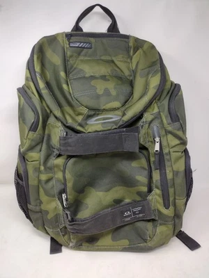 Mochila Oakley Enduro 30L 2.0 - 921012ODM Foto 1 de 4