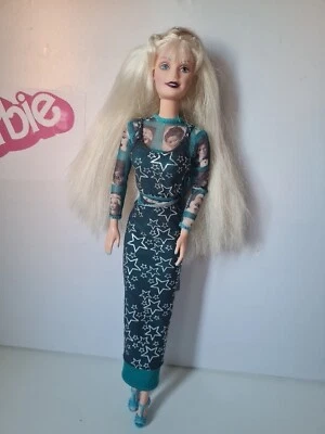 BARBIE MATTEL HOLLYWOOD NAILS 1999 17857 BAMBOLA DOLL Unghie Azzurre - Immagine 1 di 4