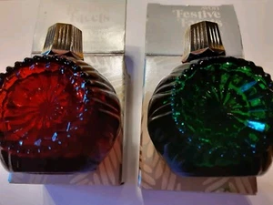 2 Vtg Avon Festive Facets Charisma Cologne 1 Red /1 green ornaments/boxes - Picture 1 of 4