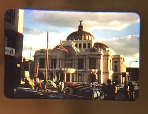 (2) 35mm Color Slide Mexico Mueseum Of Fine Arts Street Scene Original 1970’s - Picture 1 of 4