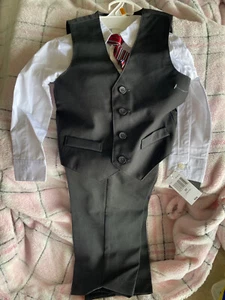 van heusen boys suits - Picture 1 of 2